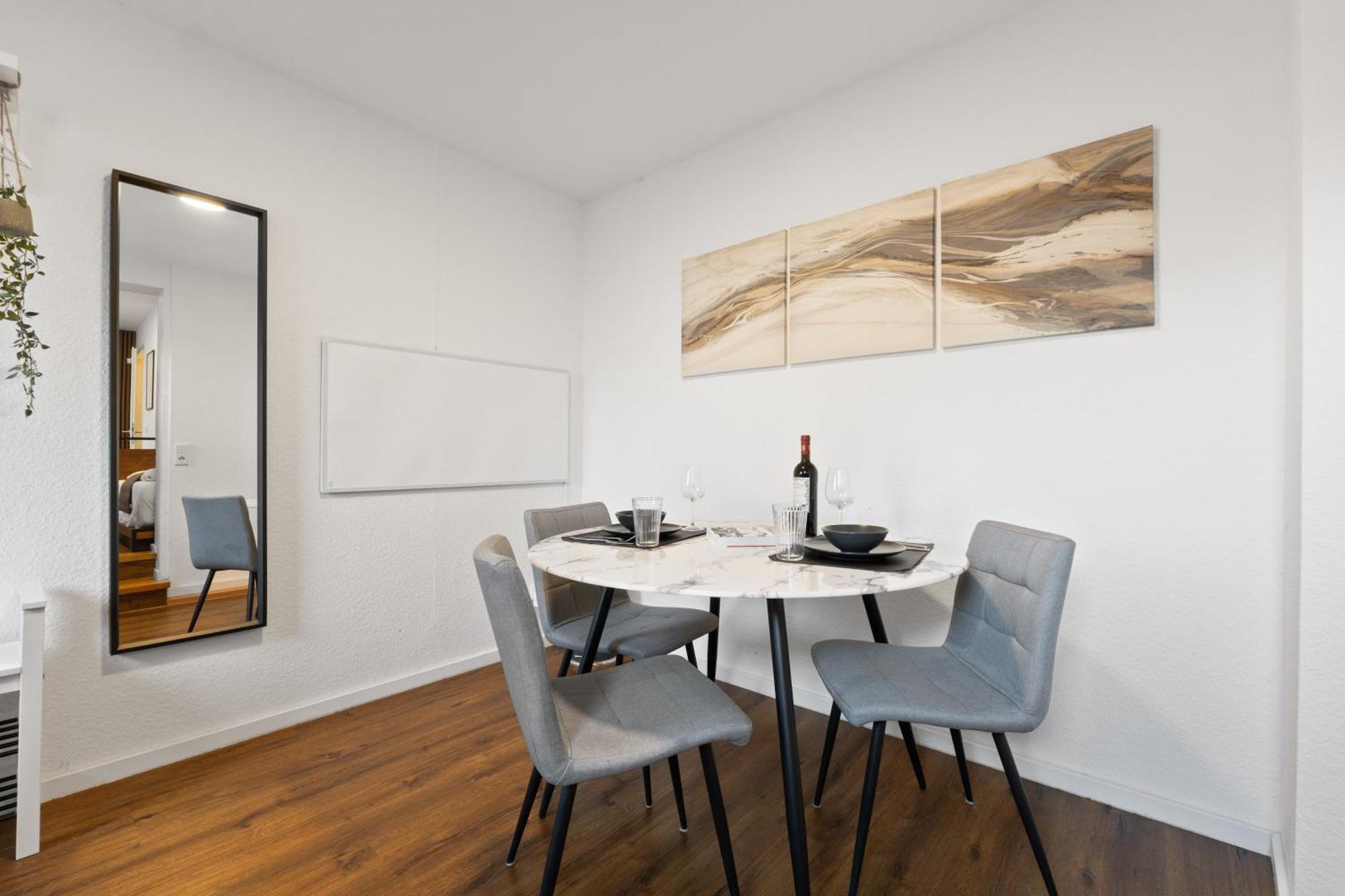 Modernes Apartement Am Rhein In Ruhiger Lage ケルン エクステリア 写真