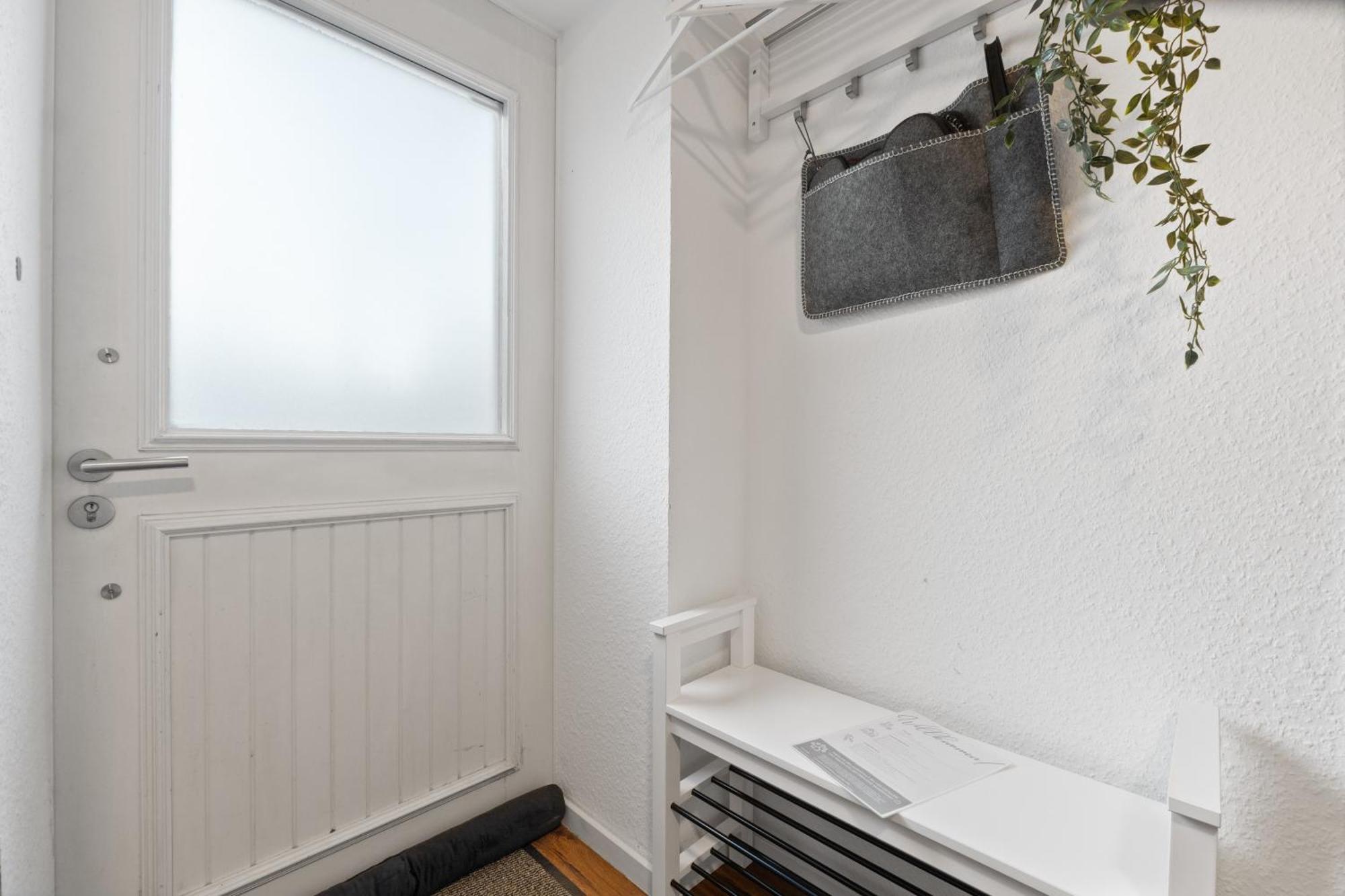 Modernes Apartement Am Rhein In Ruhiger Lage ケルン エクステリア 写真